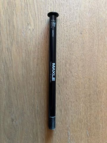 Używany RockShox Axe Arrière Maxle Stealth Boost 12x148mm Wheels