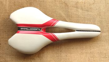 Pro Falcon Titanium Rails Saddle Bike Seat White Red Carbon Fibre Saddles & Seatposts d'occasion