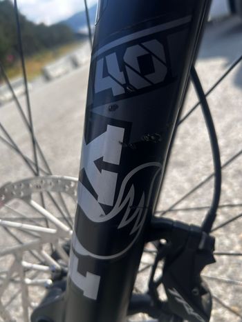 Fox 40 Performance Elite Grip2 bike usato — immagine 7 di 7