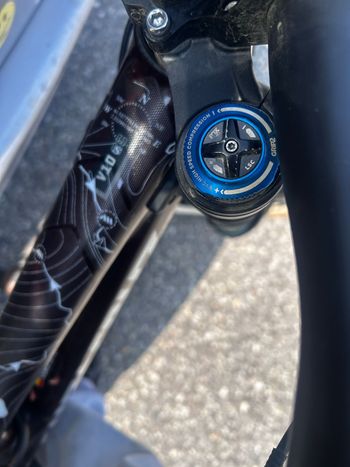 Fox 40 Performance Elite Grip2 bike usato — immagine 4 di 7