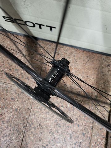 Used PROTOTYPE World Tour 5 Front Wheel bike — image 3 of 5