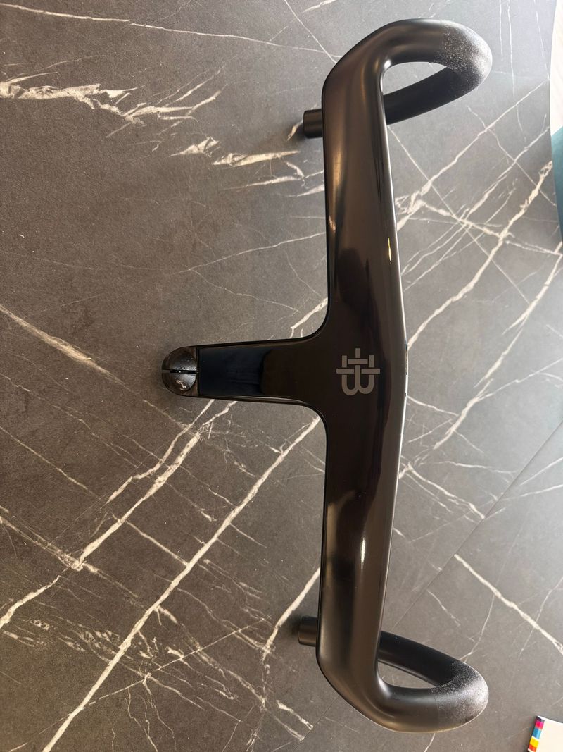 Używany Black Inc Combo Integrated Barstem 2025 Cockpit