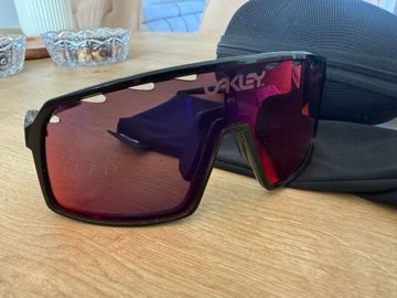 Brugt Oakley Sutro 2024 bike — billede 4 af 6