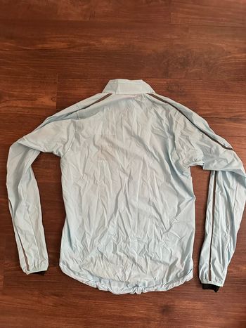 Tweedehands Rapha Men's Classic Wind Jacket II bike — afbeelding 2 van 6