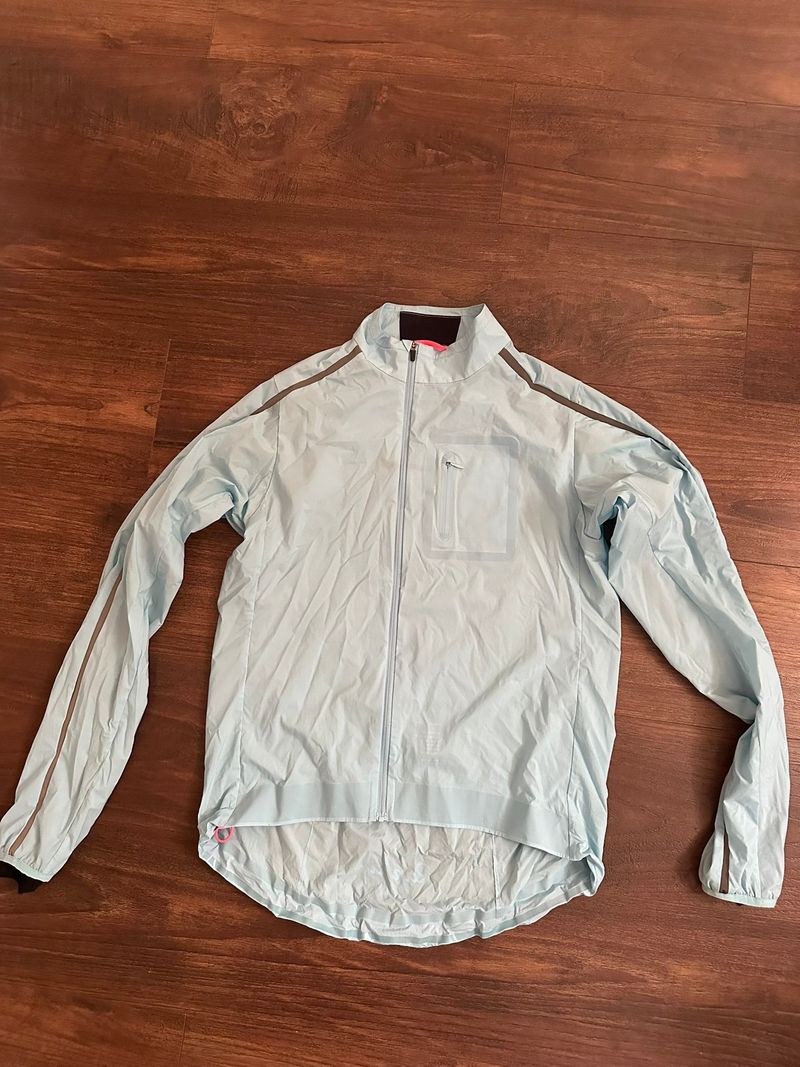 Použité Rapha Men's Classic Wind Jacket II Cycling Clothing