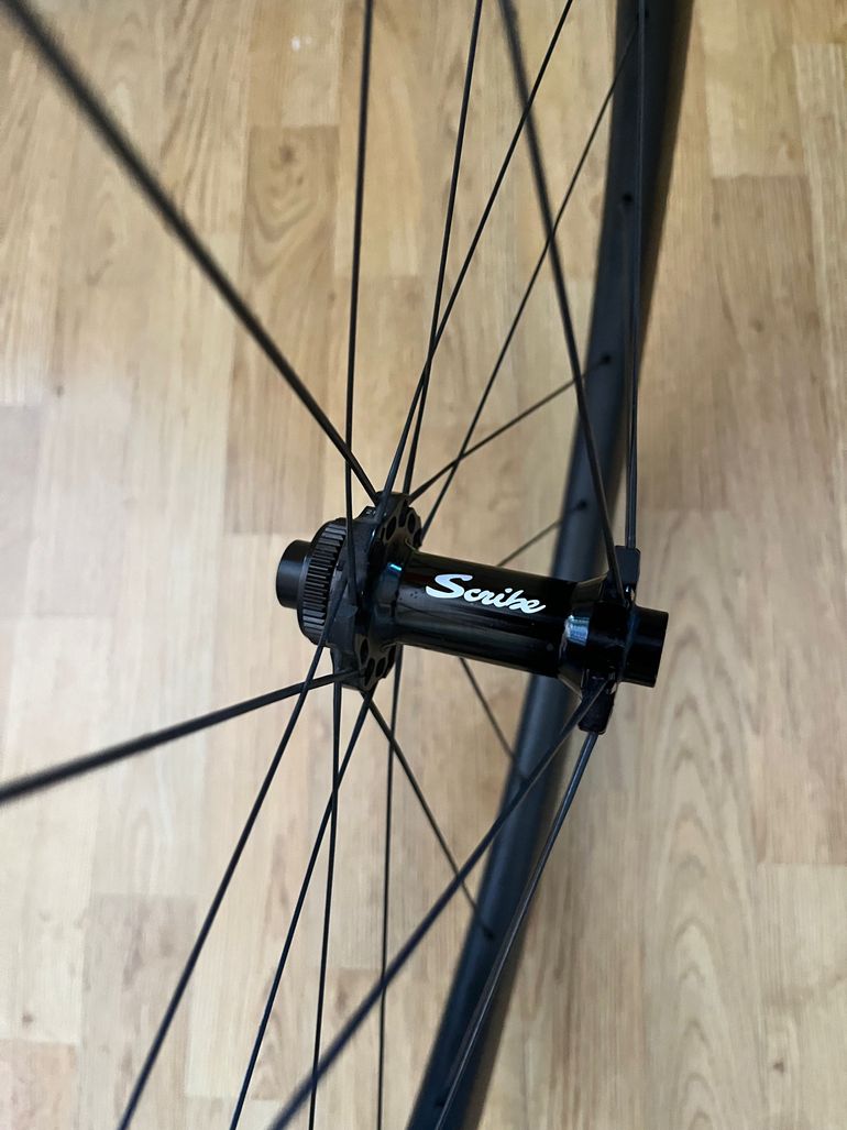 Brugt Scribe CORE 60 Carbon Wheelset 2024 bike — billede 12 af 14