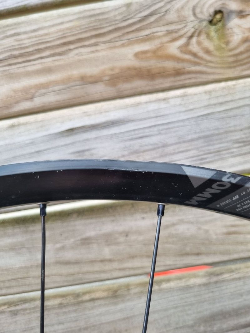 Used Dt Swiss E1900 spline bike — image 5 of 5