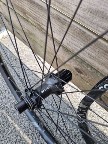 Used Dt Swiss E1900 spline bike — image 2 of 5