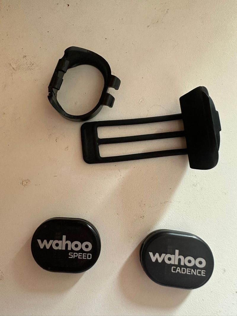 Used Wahoo RPM Bundle Speed and Cadence Sensors Cycling Accessories