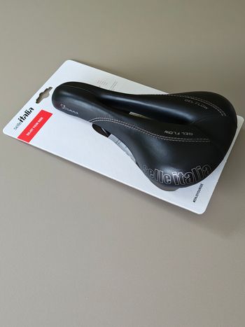 Selle Italia Donna Gel Flow Sattel 2026 Saddles & Seatposts usato