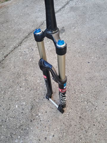 Used Fox 32 Fork bike — image 4 of 4