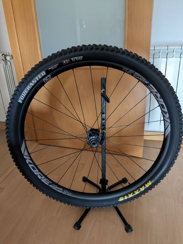 Used kore Carbon MTB Wheels 2026 bike — image 2 of 2