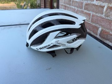Used Specialized Helmets 2021 bike — image 5 of 11