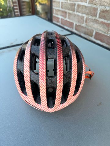 Used Specialized Helmets 2021 bike — image 4 of 11