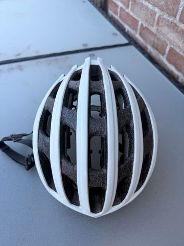 Used Specialized Helmets 2021 bike — image 6 of 11