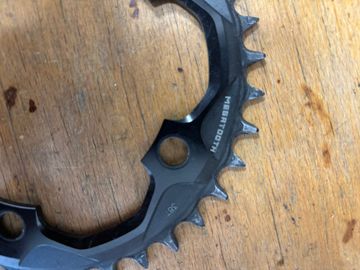 Używany Fsa Megatooth Chainring 38T bike — zdjęcie 3 z 7