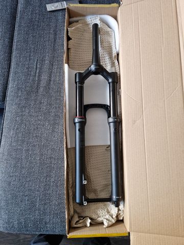 Gebrauchtes RockShox Lyrik Select 2026 bike — Bild 2 von 5