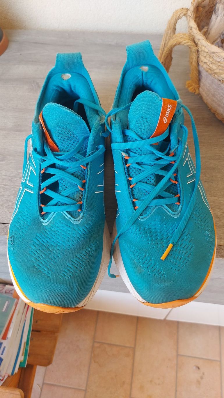 Brugt Asics nimbus 25 2024 bike — billede 2 af 5