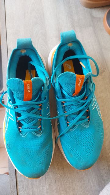 Brugt Asics nimbus 25 2024 bike — billede 1 af 5