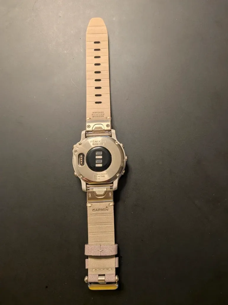 Used Garmin fenix 6s pro sapphire solar bike — image 2 of 6