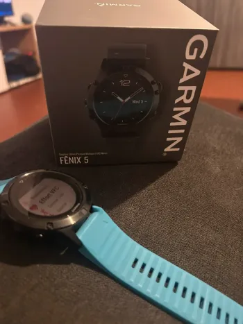 Used Garmin fenix 5 sapphire Electronics