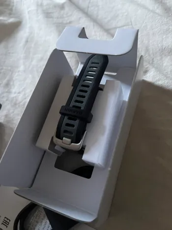 Used Garmin 165 Music bike — image 5 of 6