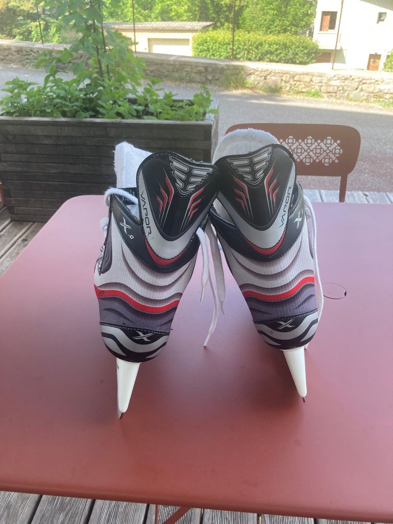 Used Bauer Vapor X.7 Ice Skates bike — image 3 of 9