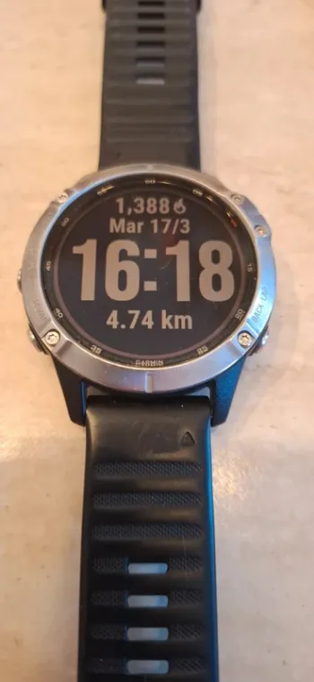 Garmin fēnix 6 Solar bike d'occasion — image 4 sur 5