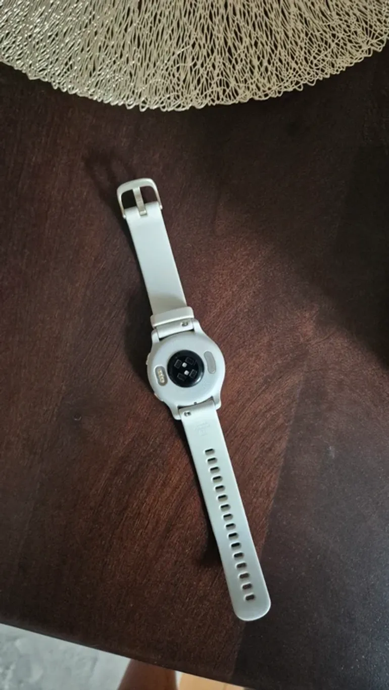 Used Garmin Venu 2S bike — image 3 of 3