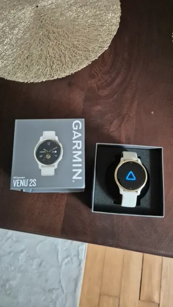 Used Garmin Venu 2S Electronics