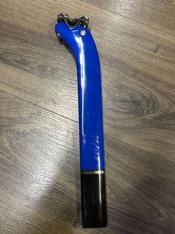 Used Pinarello Dogma F Seatpost 2024 Saddles & Seatposts