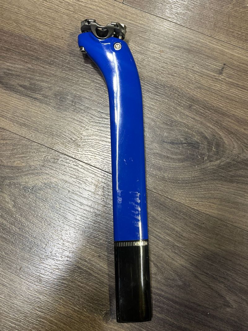 Tweedehands Pinarello Dogma F Seatpost 2024 Saddles & Seatposts