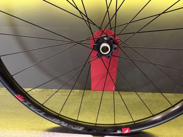 Used Fulcrum E-Metal 5 2024 bike — image 2 of 3