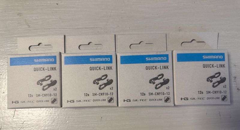 Używany Shimano SM-CN9101 Quick-Link 2026 Drivetrain & Pedals
