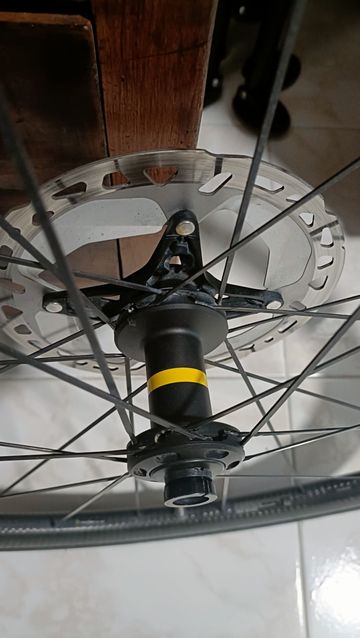 Brugt Mavic Cosmic SL 32 Disc bike — billede 4 af 5