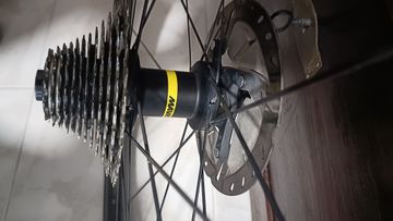 Brugt Mavic Cosmic SL 32 Disc bike — billede 5 af 5