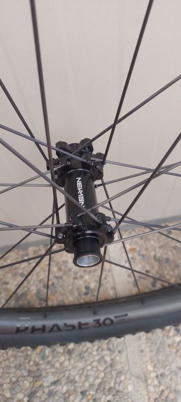 Gebrauchtes Newmen Phase 30 XC Vonoa 2026 bike — Bild 3 von 6
