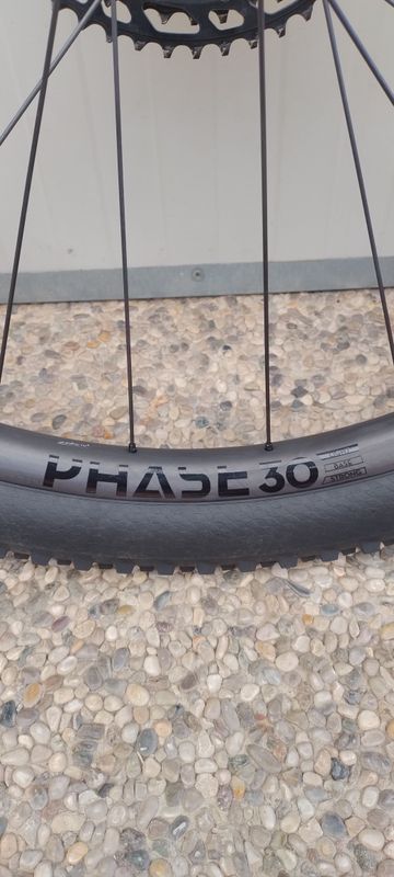 Gebrauchtes Newmen Phase 30 XC Vonoa 2026 bike — Bild 2 von 6