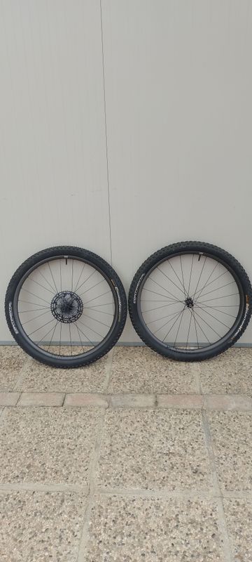 Gebrauchtes Newmen Phase 30 XC Vonoa 2026 bike — Bild 1 von 6
