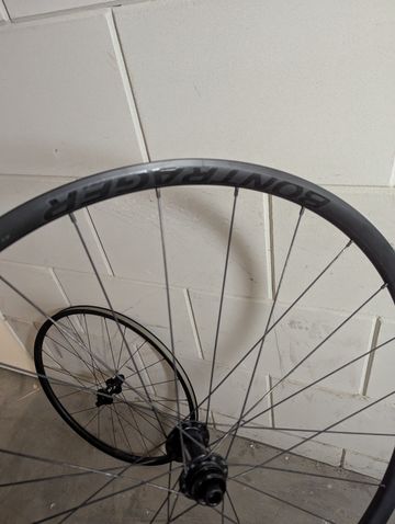 Używany Bontrager Paradigm SL bike — zdjęcie 4 z 5