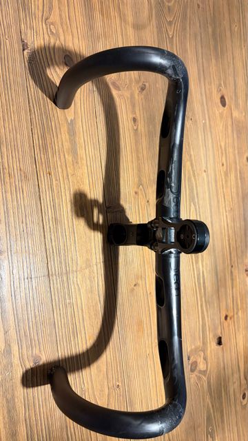 Used Deda Handlebar and Stem 2023 bike — image 3 of 5