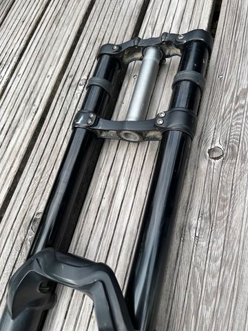 Fox 40 Fork bike d'occasion — image 3 sur 16