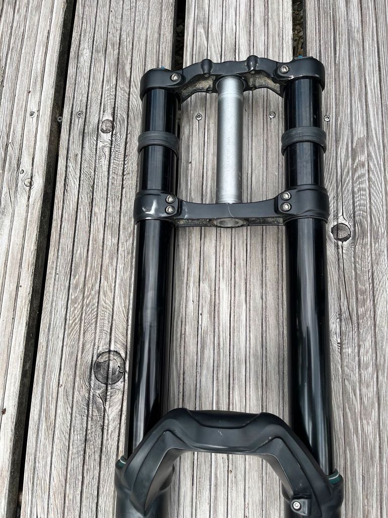 Fox 40 Fork bike usato — immagine 2 di 15