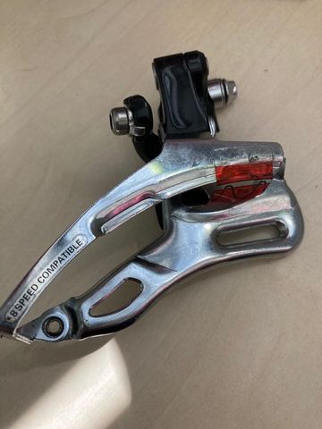 Brugt Shimano Dérailleur avant Deore LX FD-M566 Drivetrain & Pedals