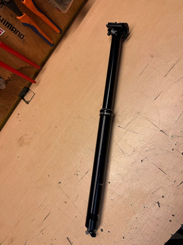 Brugt Bikeyoke Divine SL Dropper Post bike — billede 4 af 7