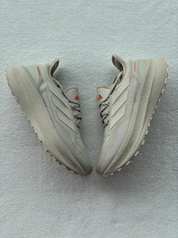 Used Continental Ultraboost 5 GTX bike — image 2 of 14