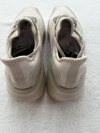 Used Continental Ultraboost 5 GTX bike — image 9 of 14