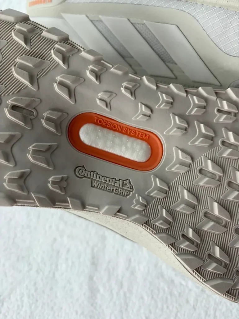 Used Continental Ultraboost 5 GTX bike — image 5 of 14