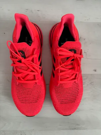 Adidas Ultraboost 20 bike usato — immagine 2 di 4