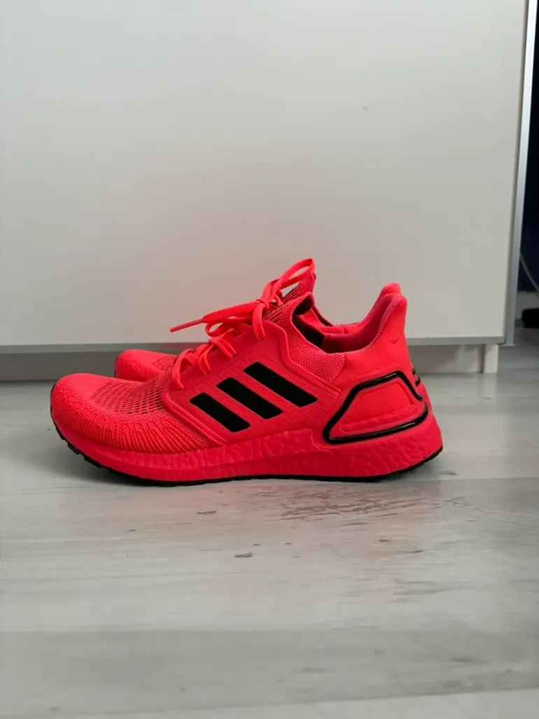 Adidas Ultraboost 20 bike usato — immagine 3 di 4
